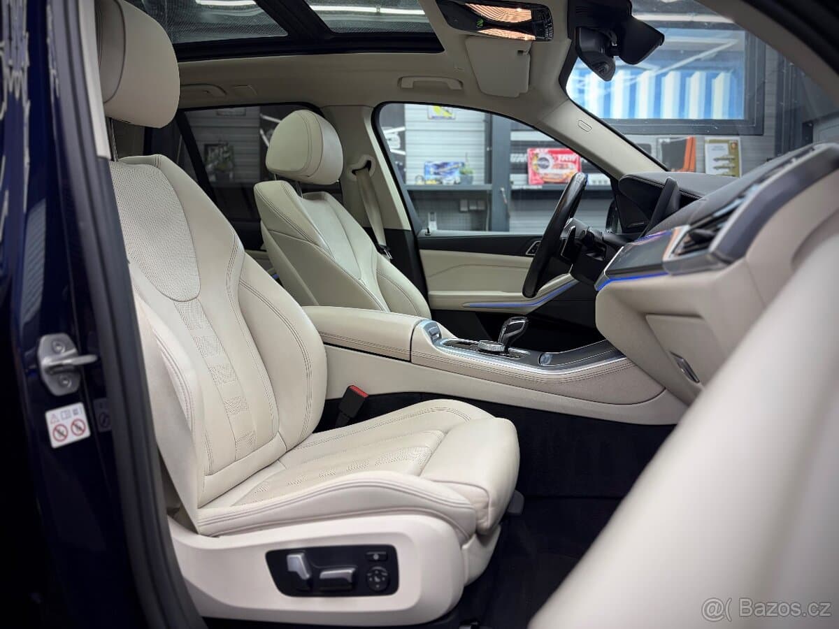 2019 BMW X5 - 19
