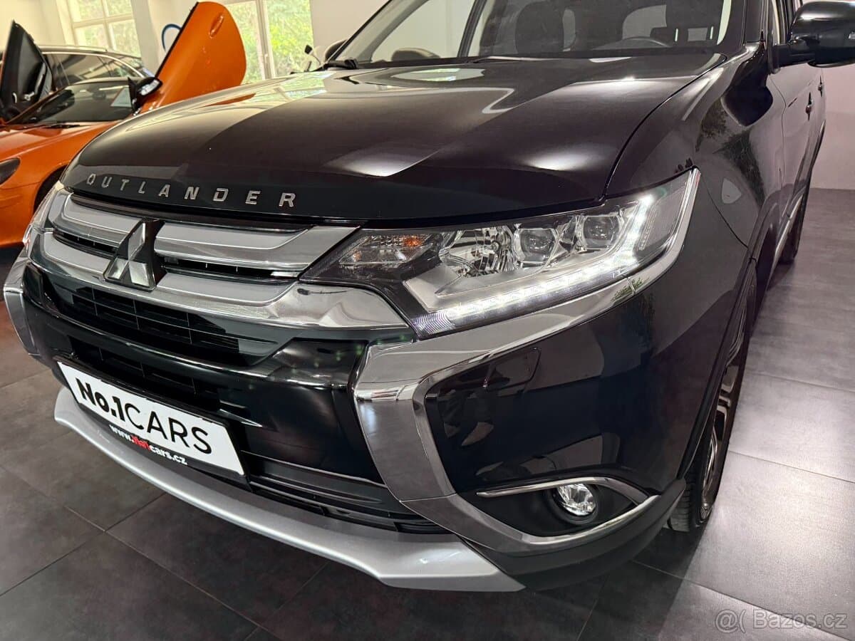 2017 Mitsubishi OUTLANDER - 19