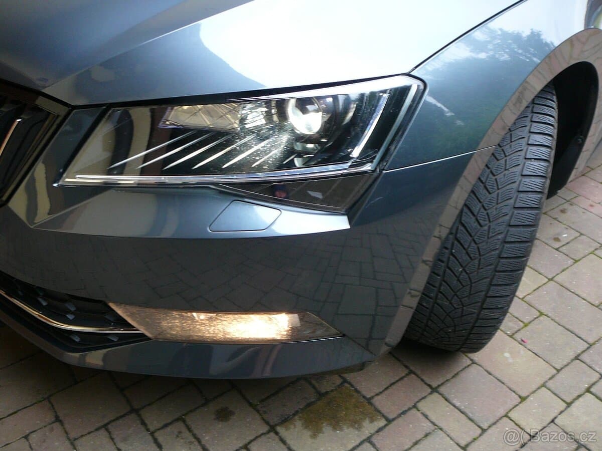 2016 Škoda SUPERB - 19