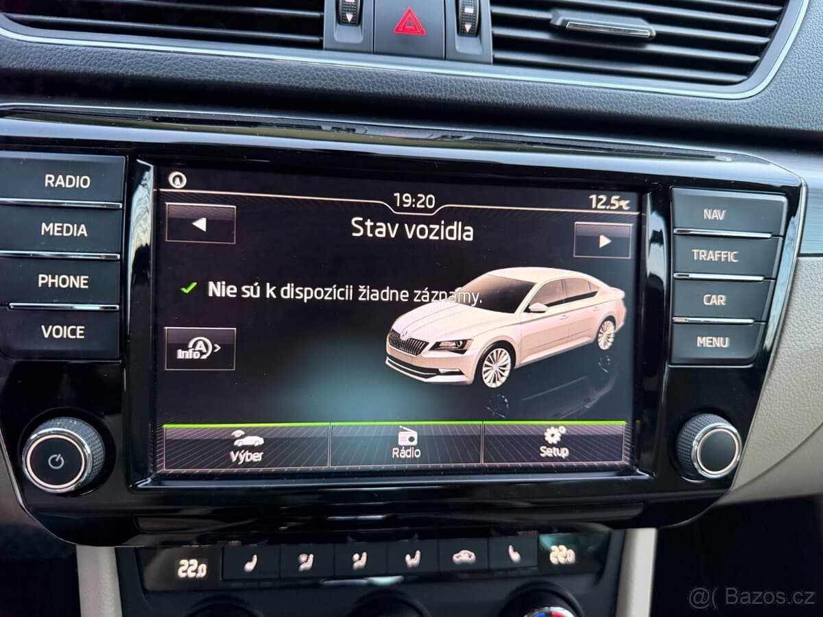 2016 Škoda SUPERB - 19