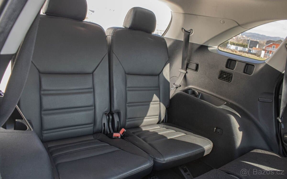 2017 Kia SORENTO - 19