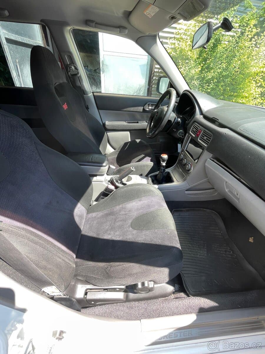 2006 Subaru FORESTER - 19