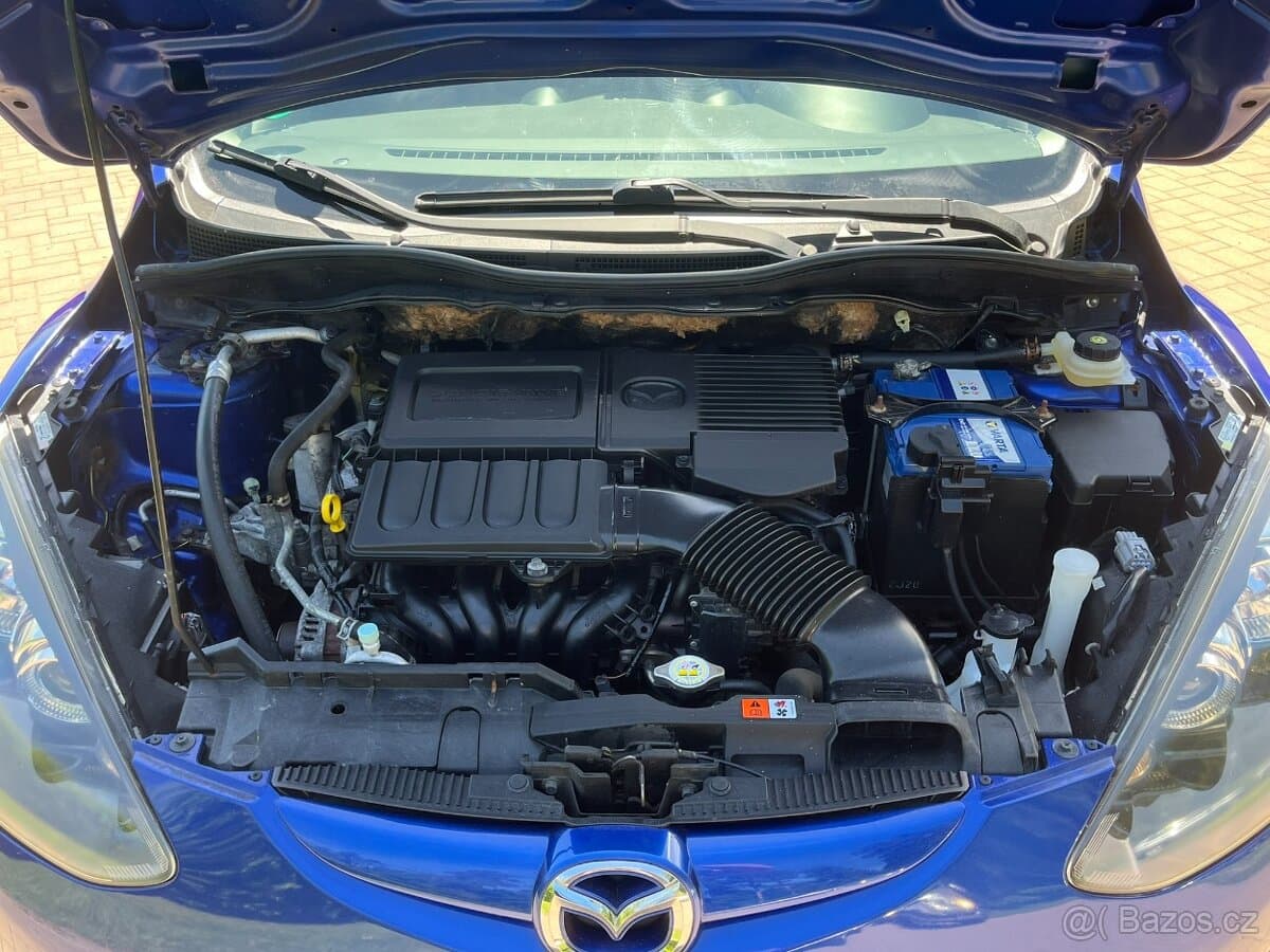 2010 Mazda 2 - 19