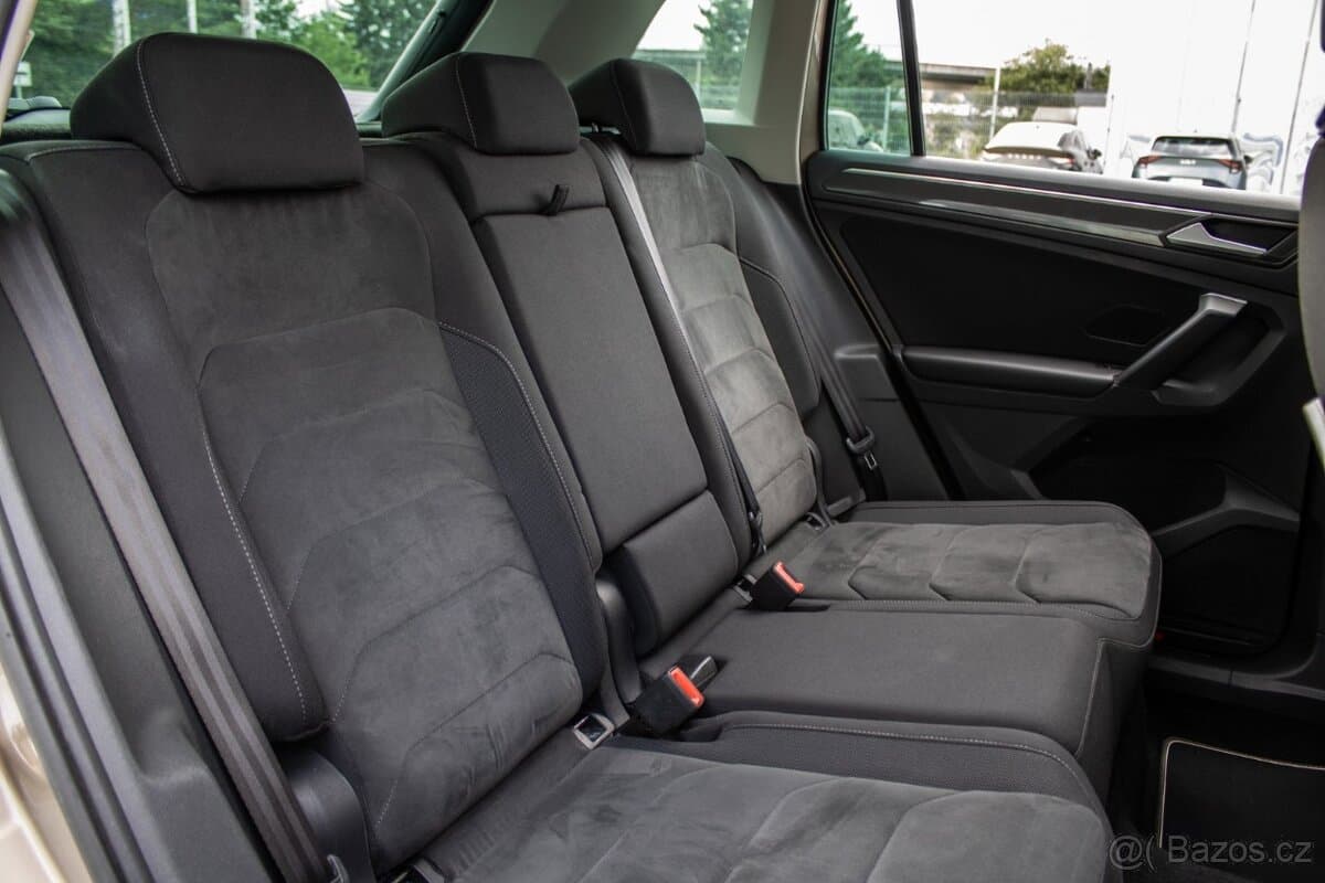2019 Volkswagen TIGUAN - 19