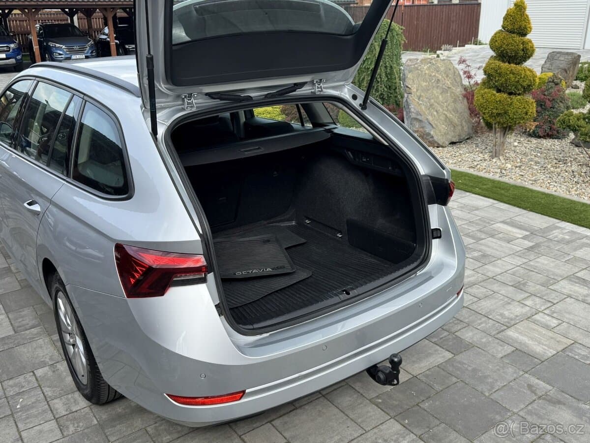 2023 Škoda OCTAVIA - 19