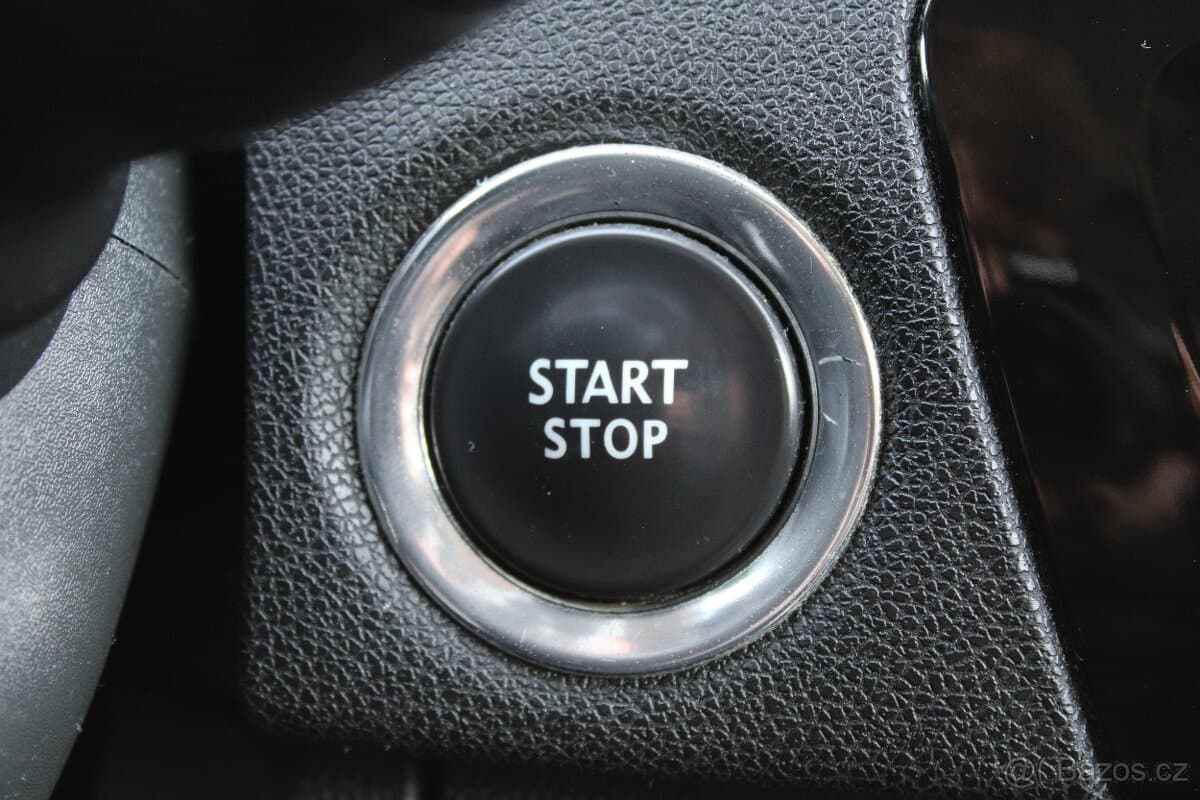 2012 Renault SCENIC - 19