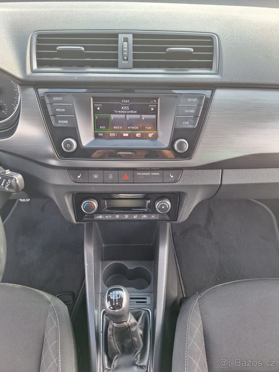 2016 Škoda FABIA - 19