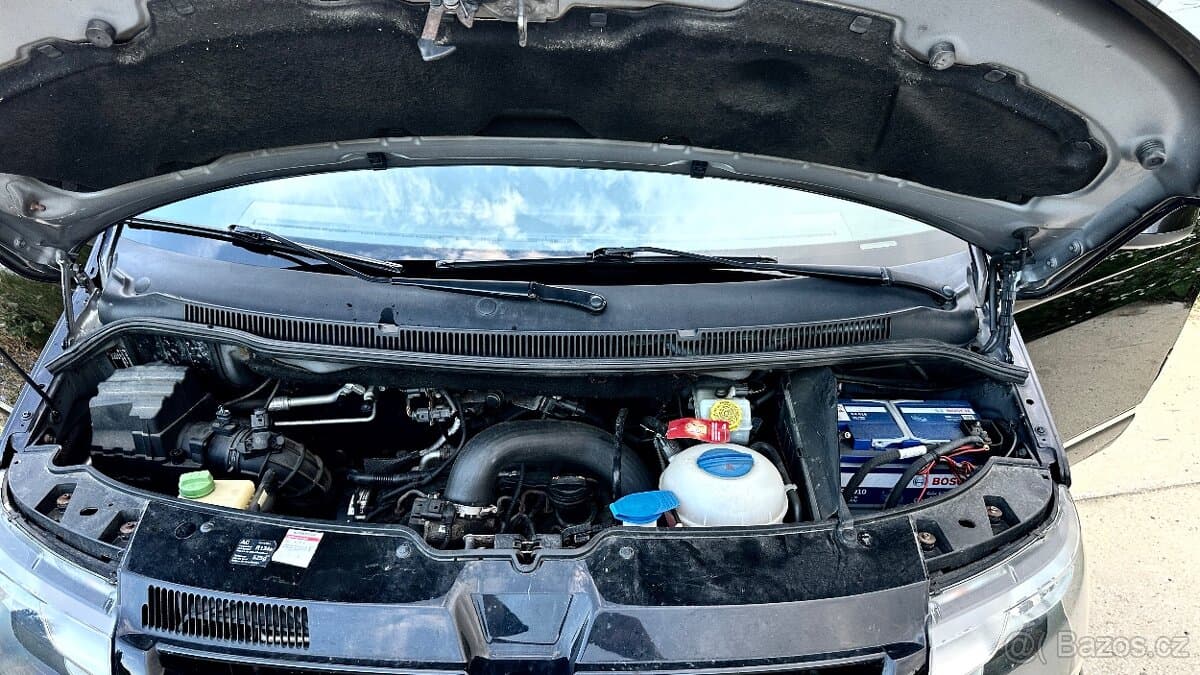 2011 Volkswagen TRANSPORTER - 19