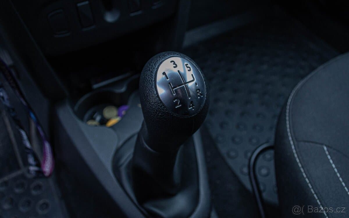 2019 Dacia LOGAN - 19