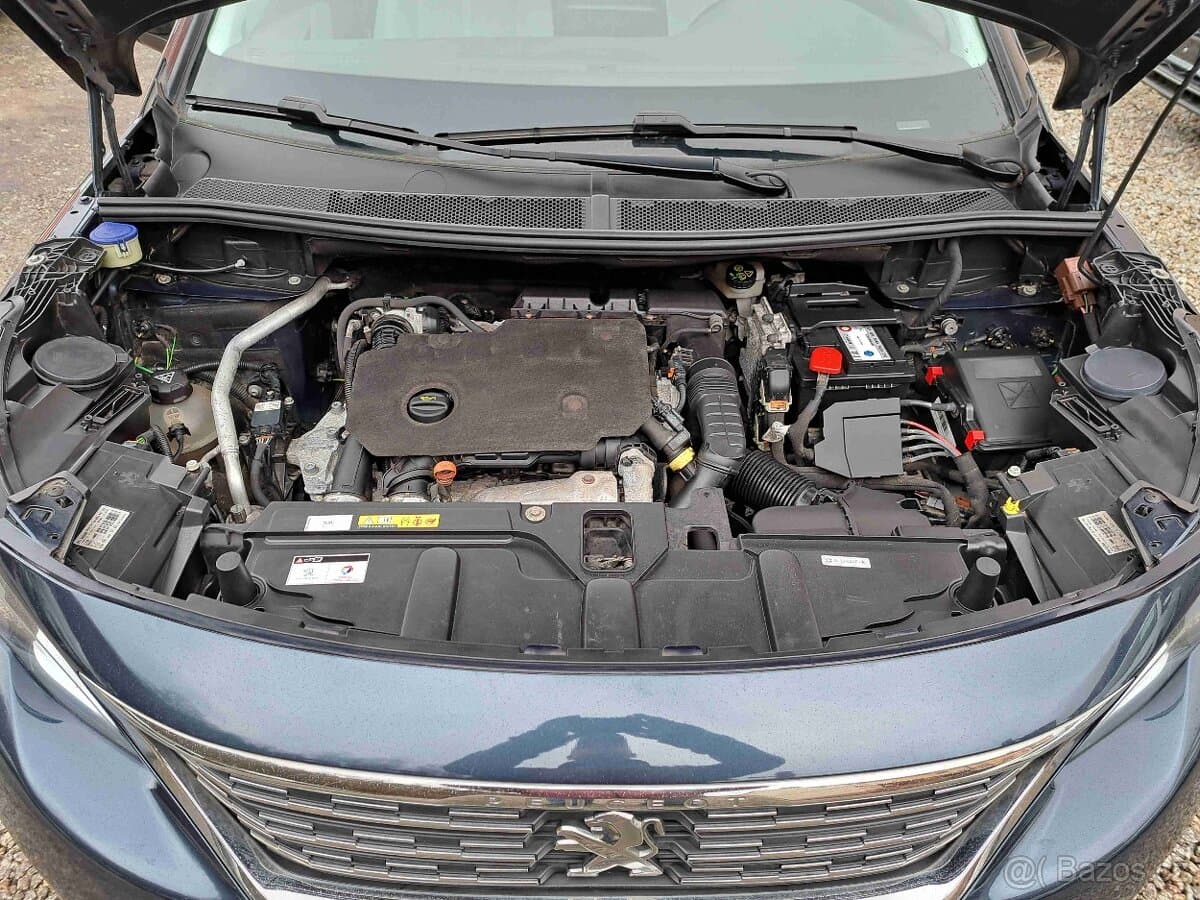 2019 Peugeot 5008 - 19