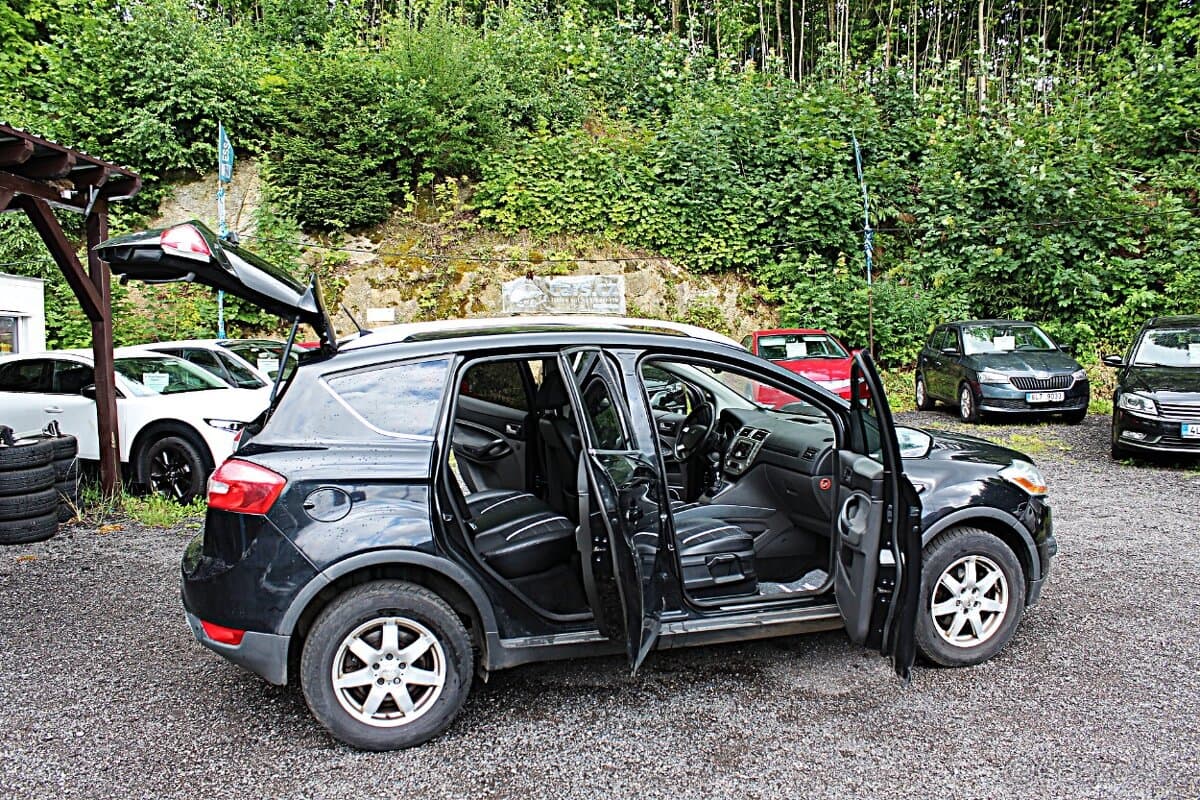 2011 Ford KUGA - 19
