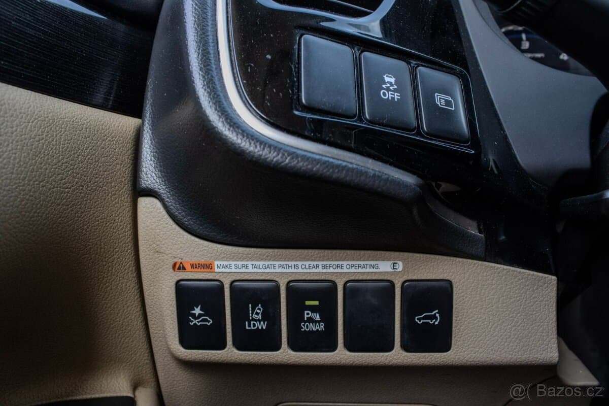 2018 Mitsubishi OUTLANDER - 19