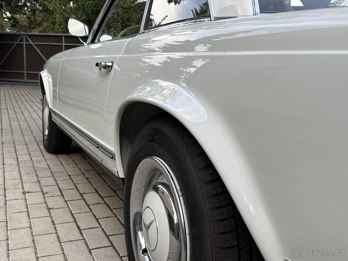 1964 Mercedes-Benz SL - 19