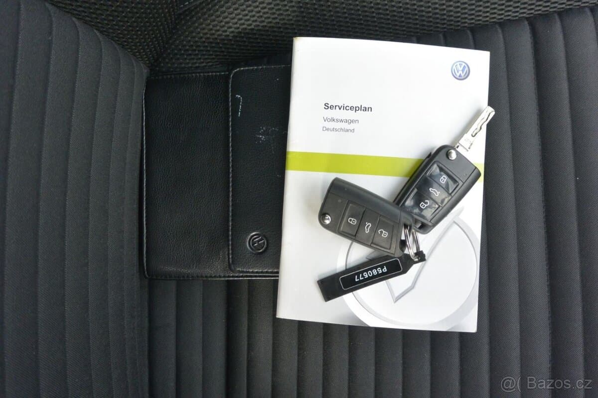 2015 Volkswagen GOLF - 19