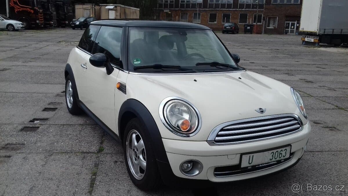 2009 Mini COOPER - 2