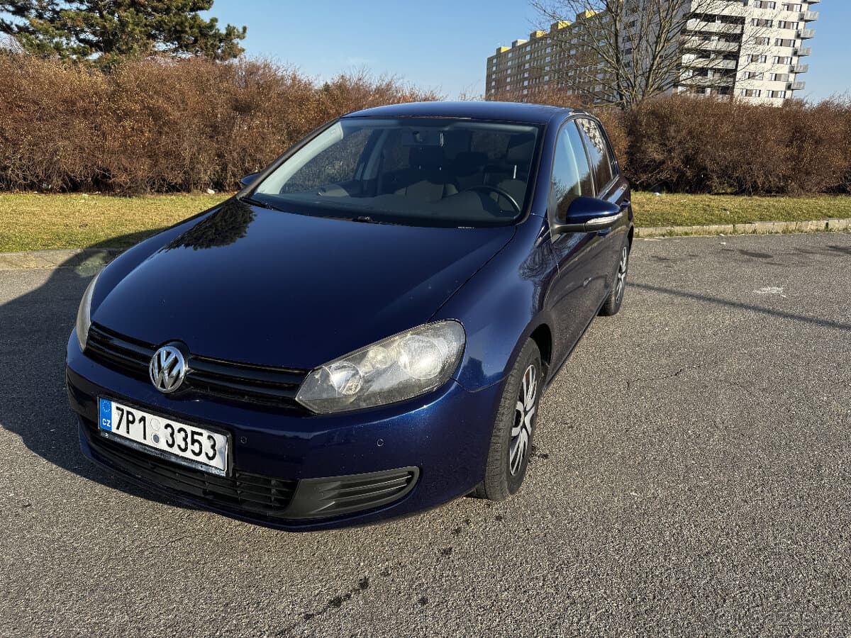2010 Volkswagen GOLF - 2