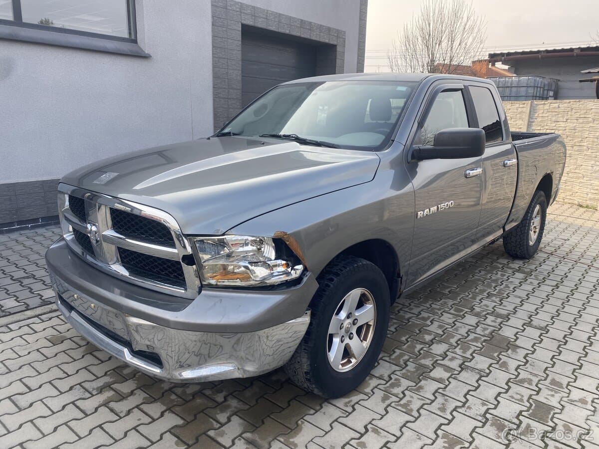 Dodge RAM - 2