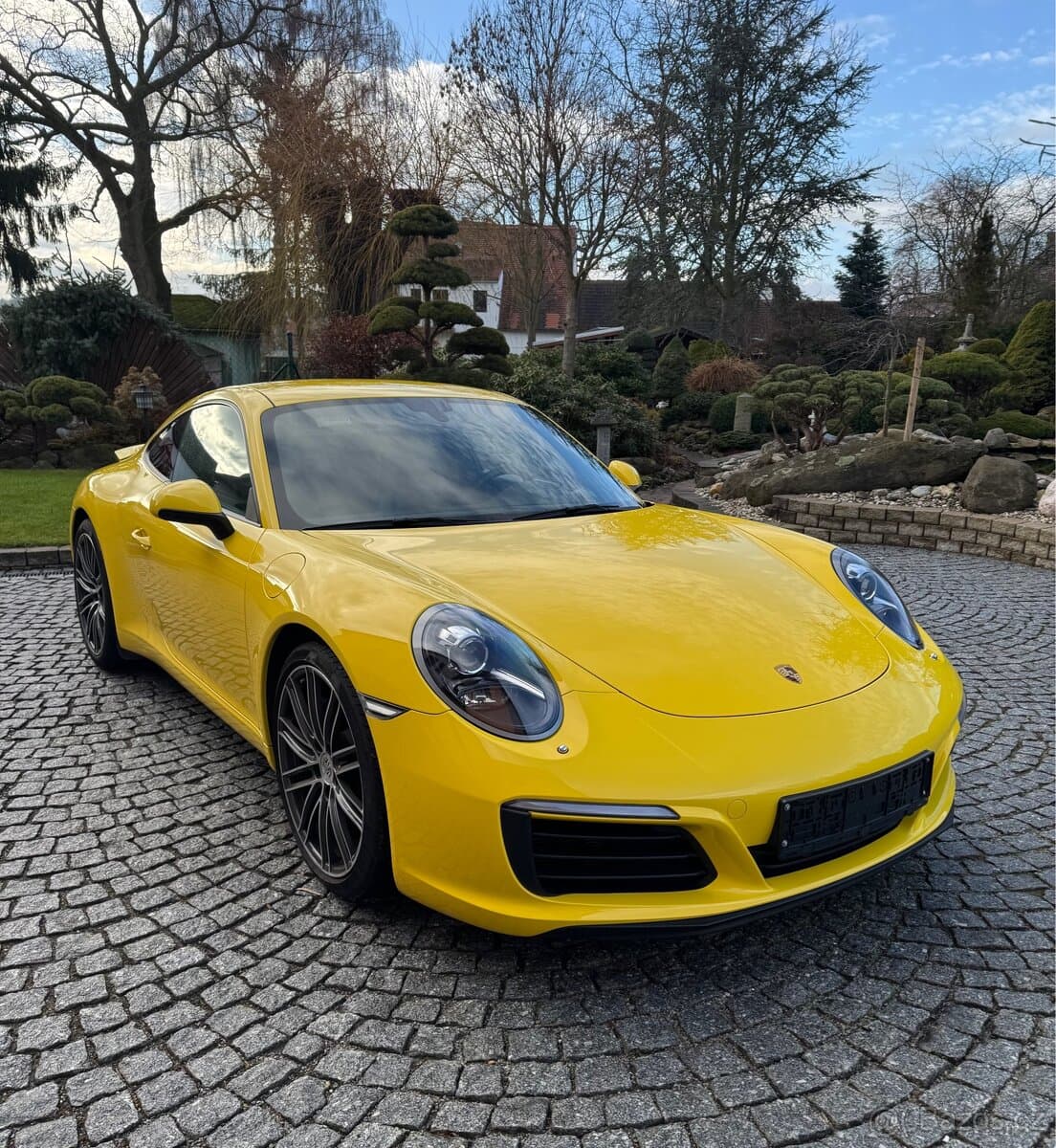 2017 Porsche 911 - 2