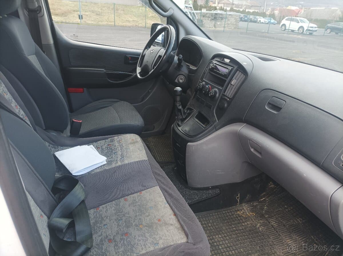 2010 Hyundai H-1 - 2