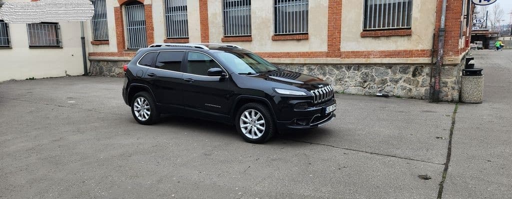2015 Jeep CHEROKEE - 2