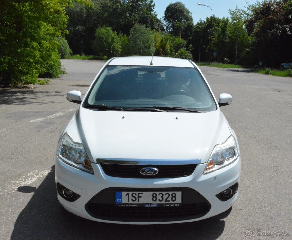 2010 Ford FOCUS - 2