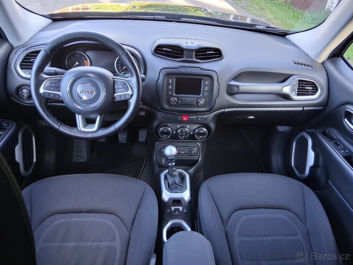 2017 Jeep RENEGADE - 2