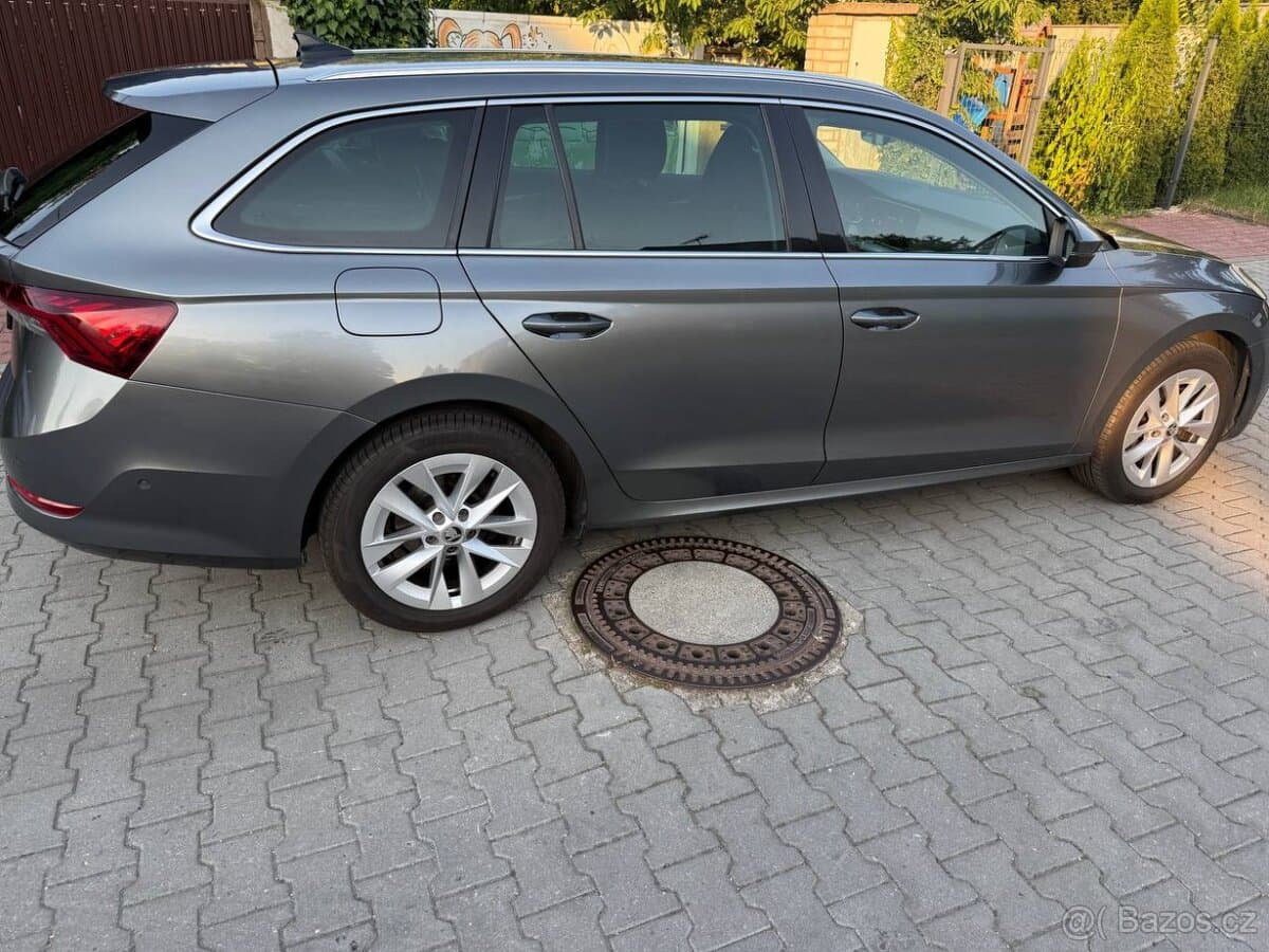 Škoda OCTAVIA - 2
