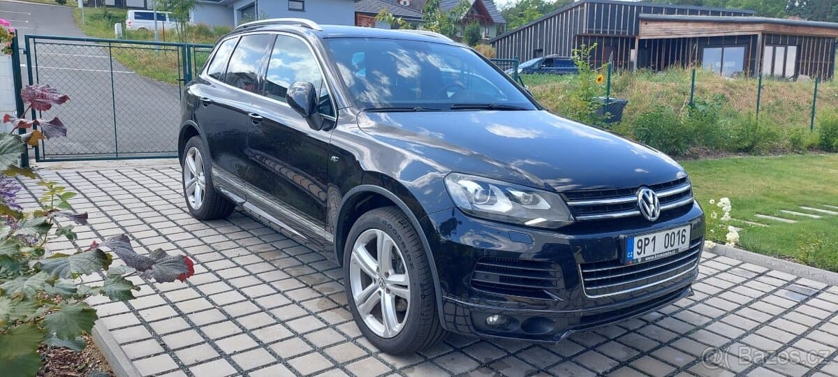 2012 Volkswagen TOUAREG - 2