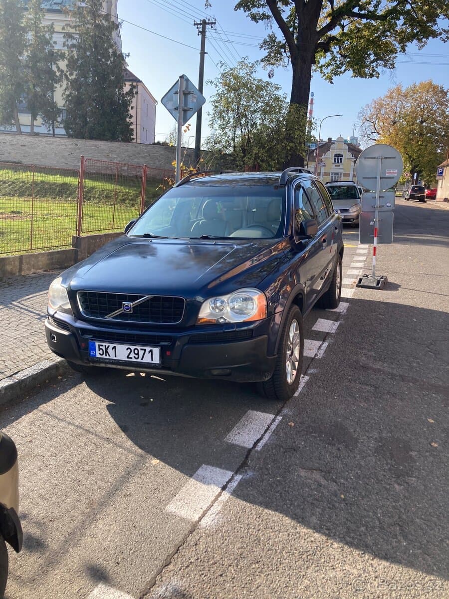 2004 Volvo XC90 - 2