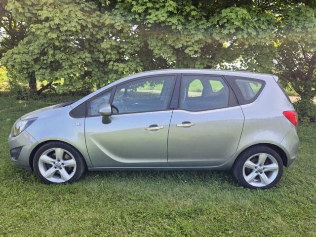 2011 Opel MERIVA - 2