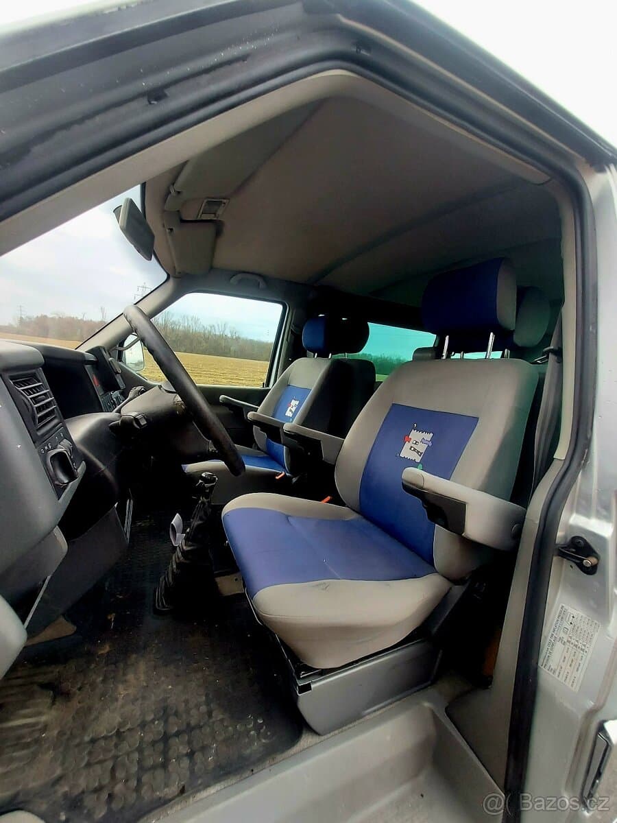 2000 Volkswagen MULTIVAN - 2