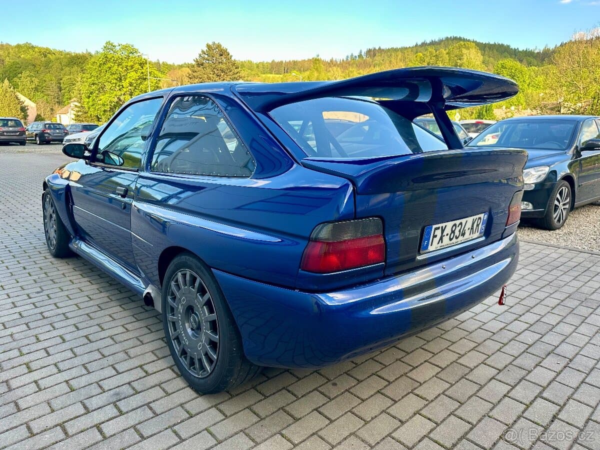 1993 Ford ESCORT - 2