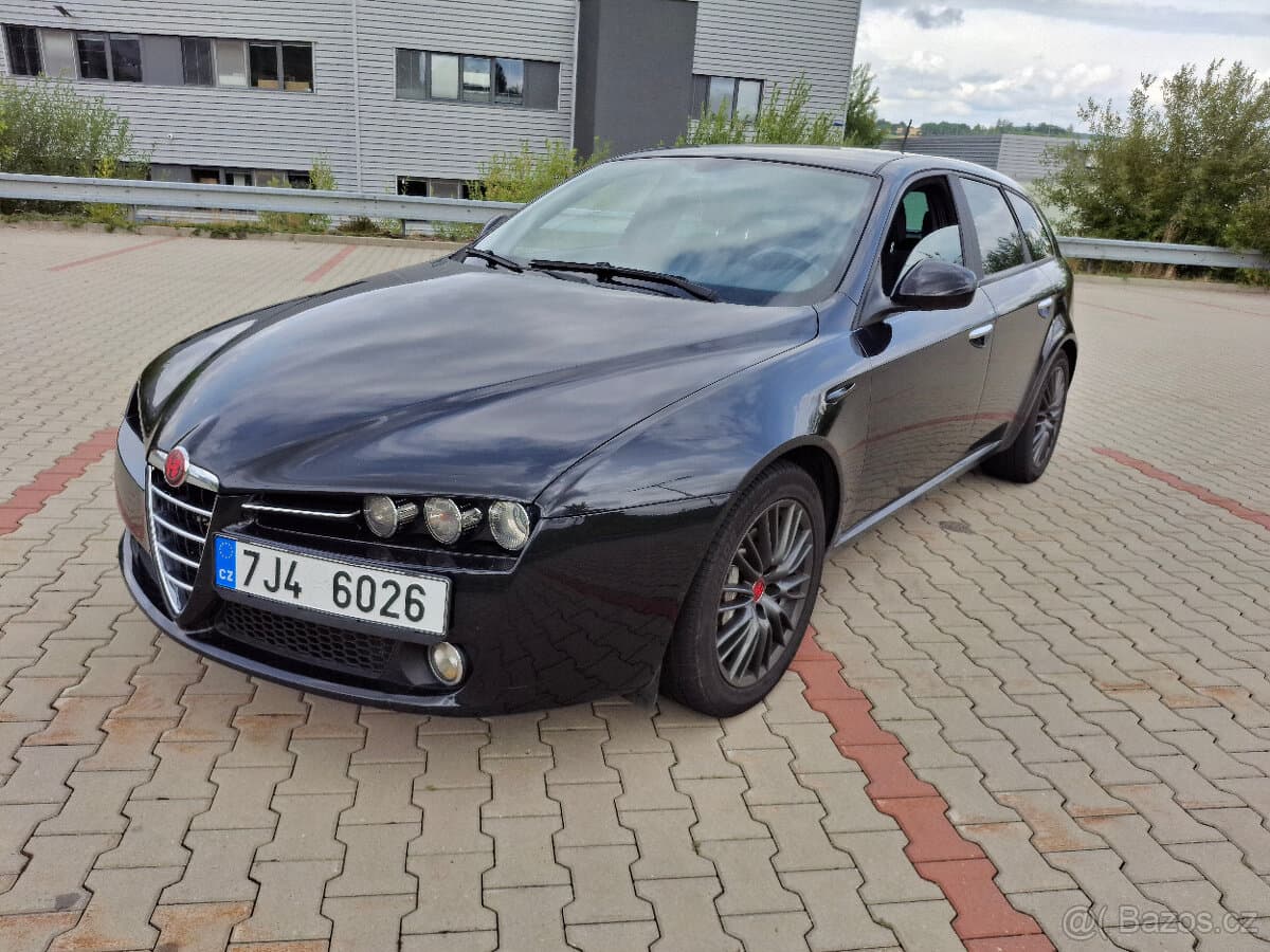 2009 Alfa Romeo 159 - 2