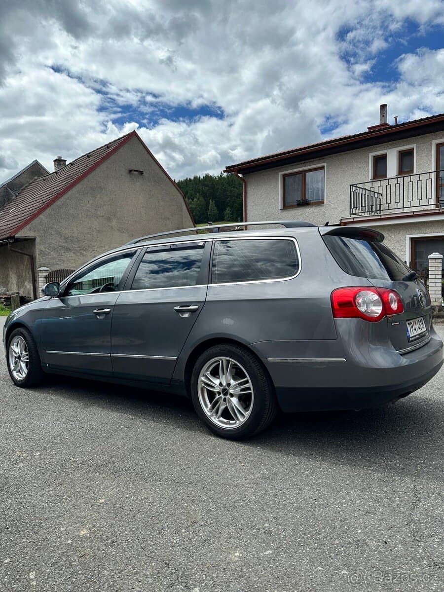 2007 Volkswagen PASSAT - 2