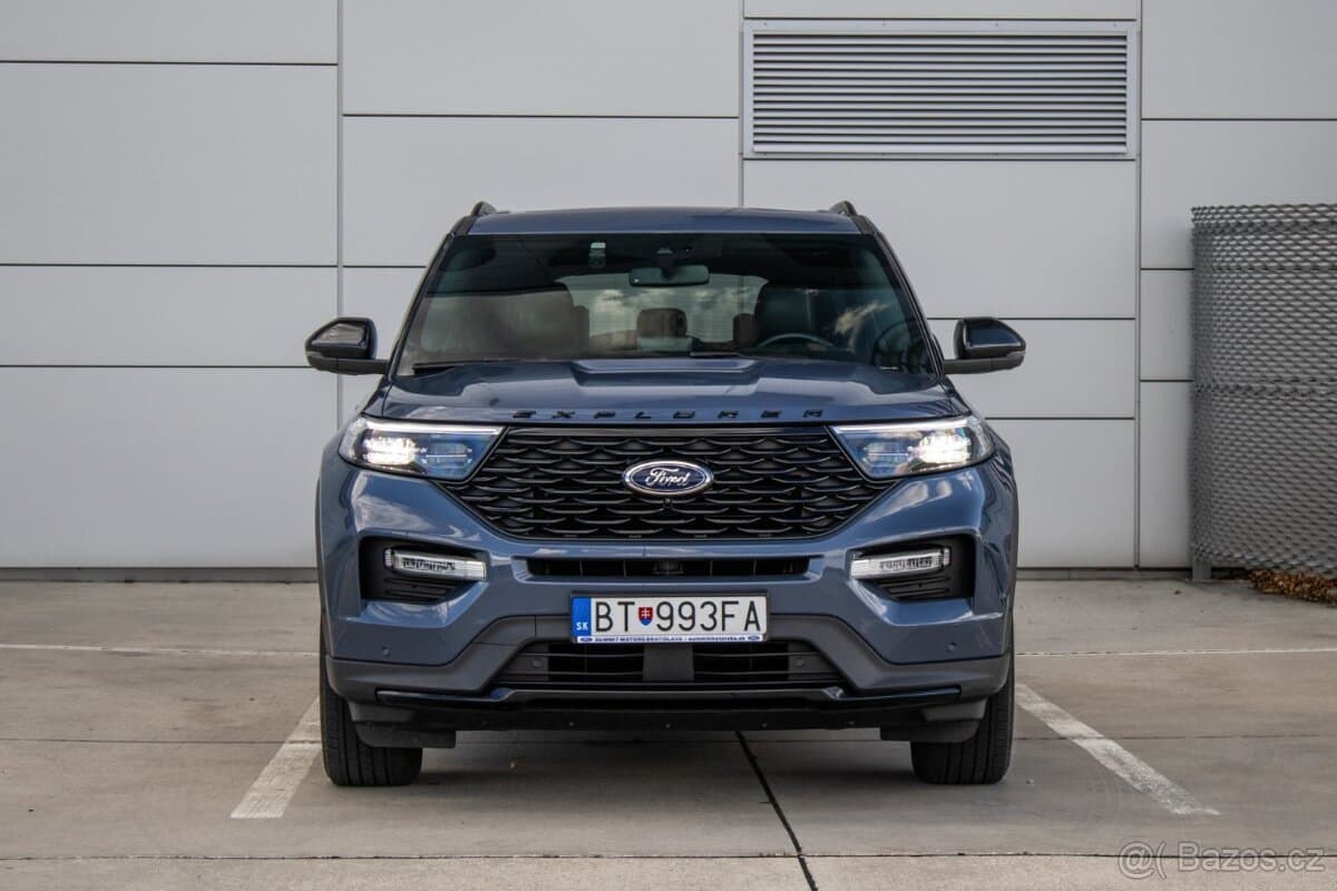 2022 Ford EXPLORER - 2