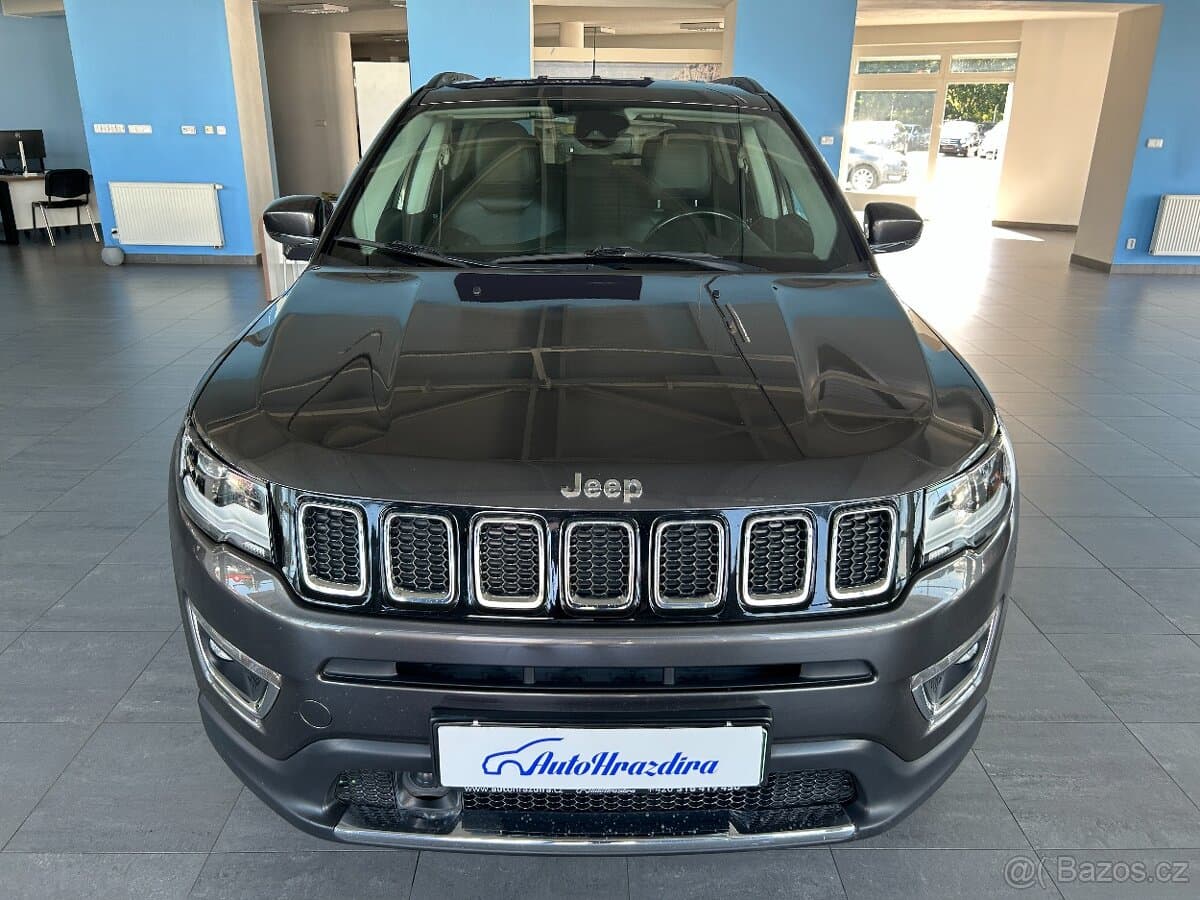 2019 Jeep COMPASS - 2