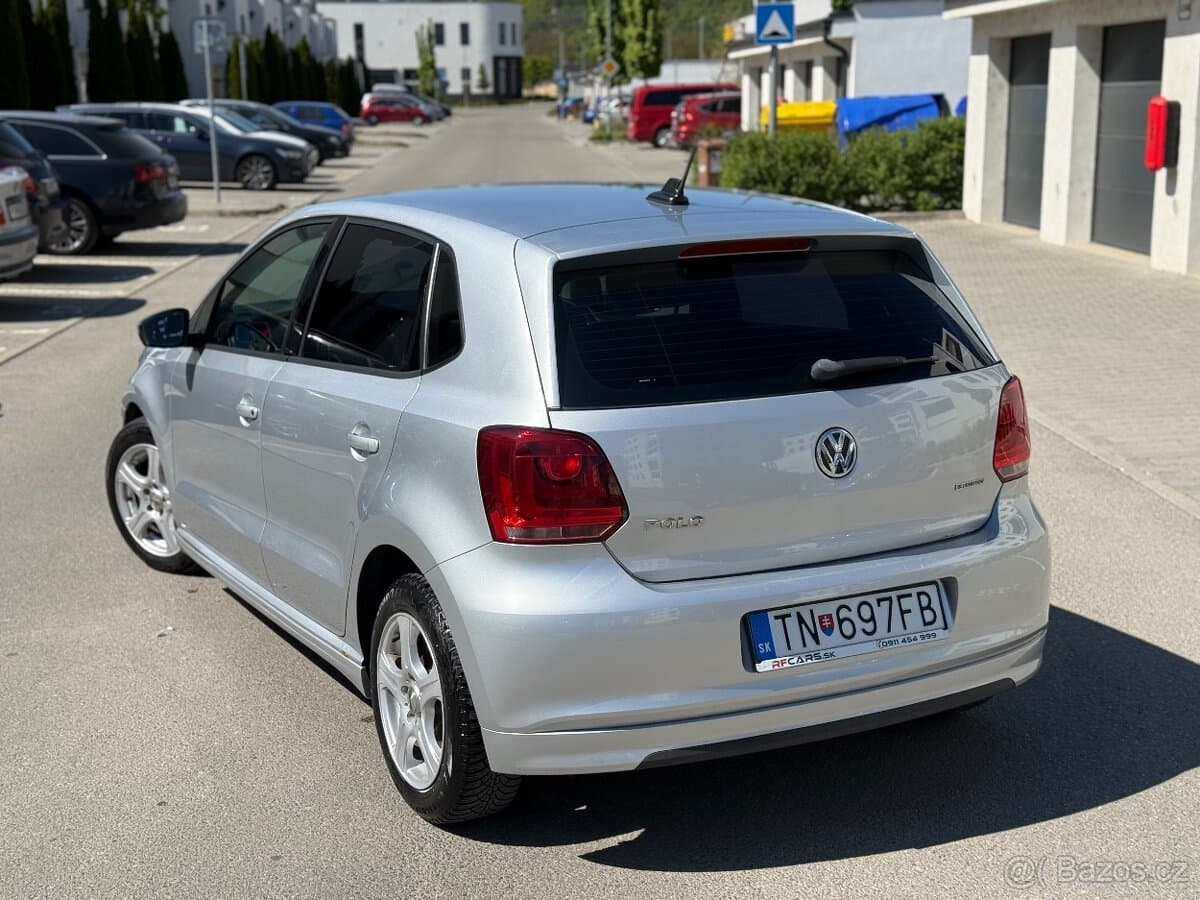 2011 Volkswagen POLO - 2