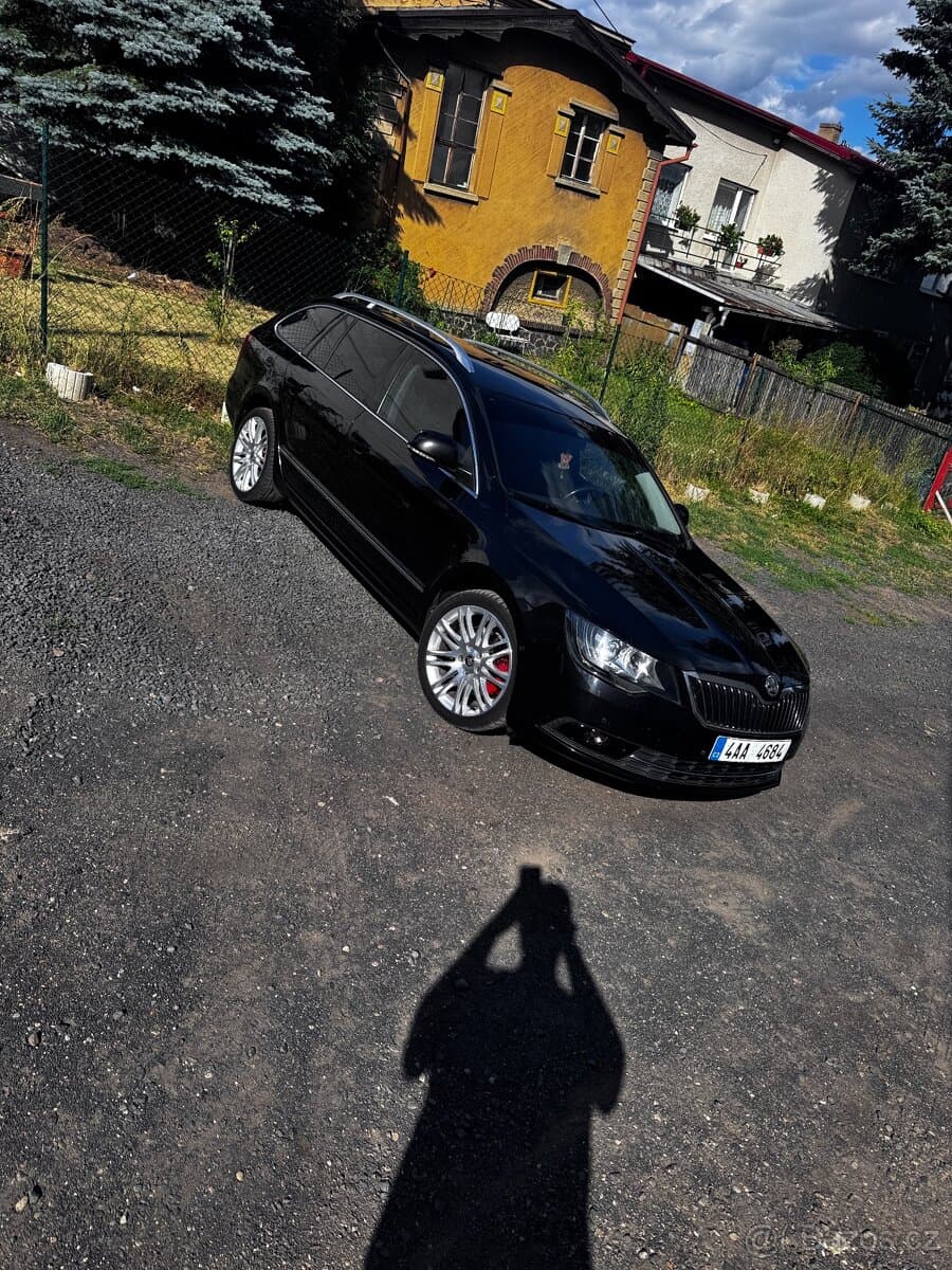 2014 Škoda SUPERB - 2