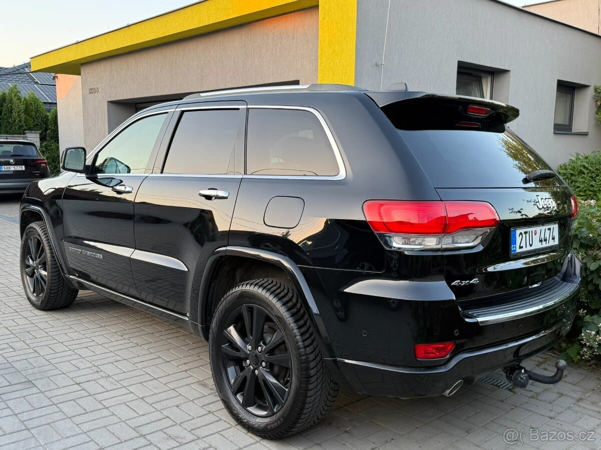 2019 Jeep CHEROKEE - 2