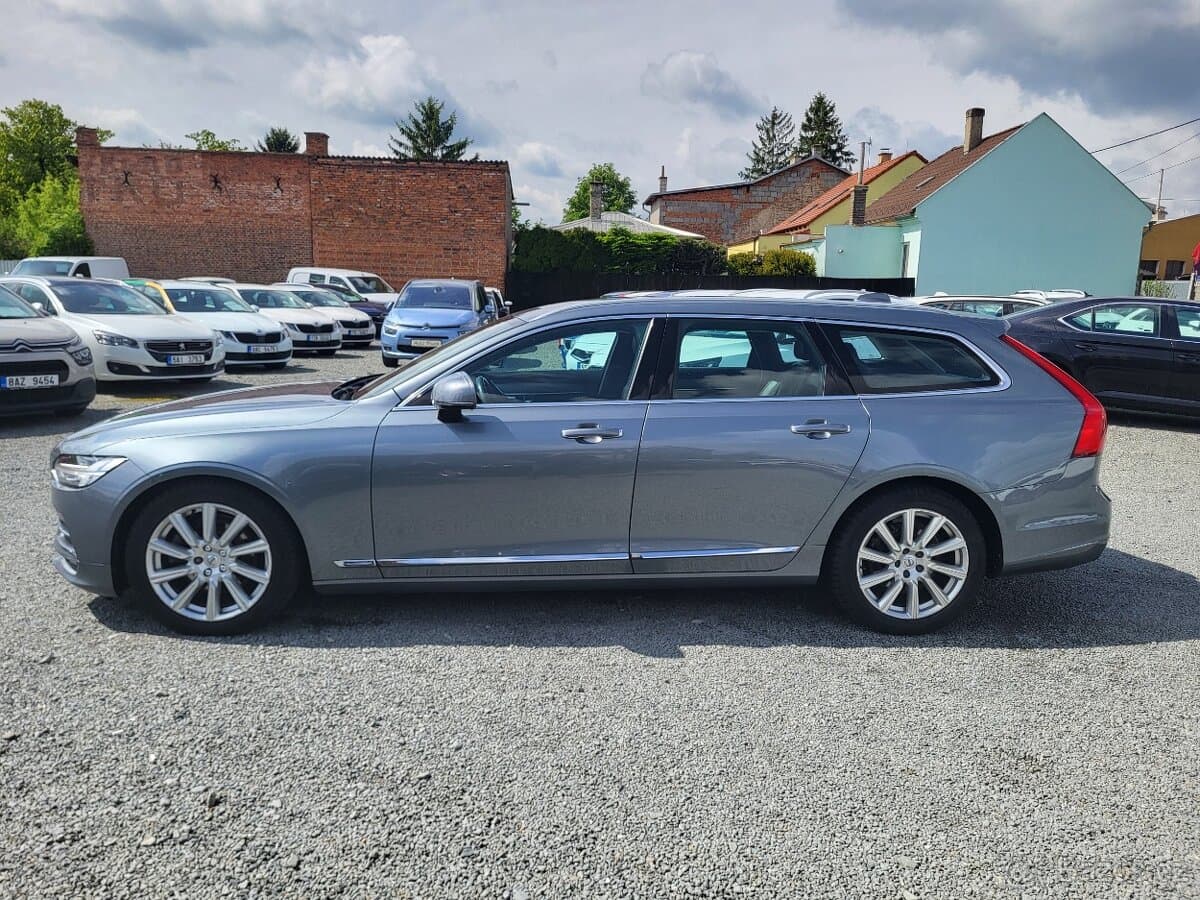 2017 Volvo V90 - 2