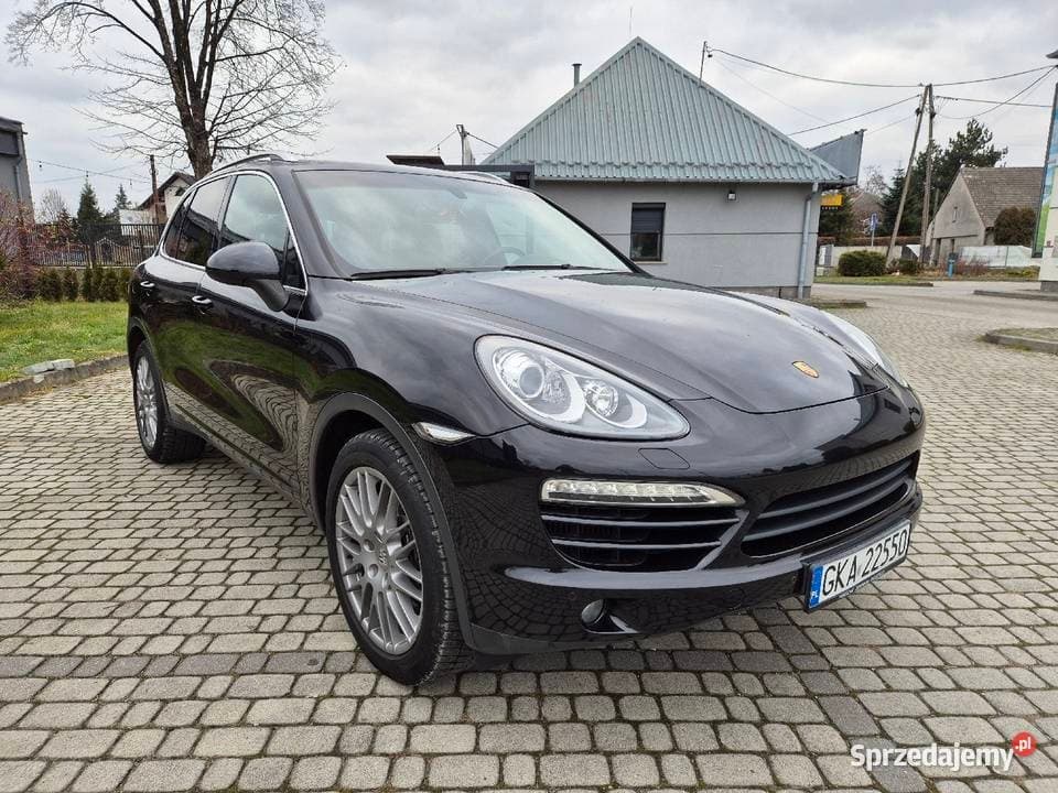 2011 Porsche CAYENNE - 2