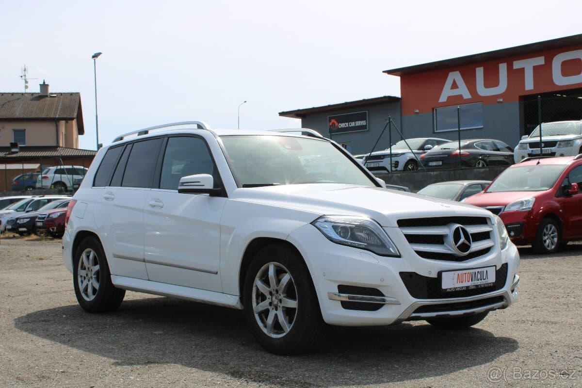 2015 Mercedes-Benz GLK - 2