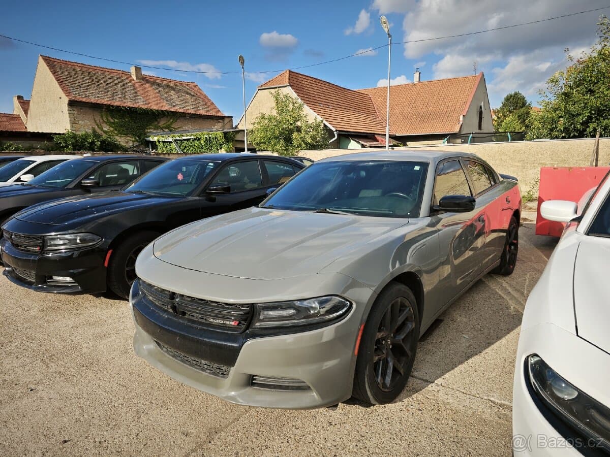 2019 Dodge CHARGER - 2