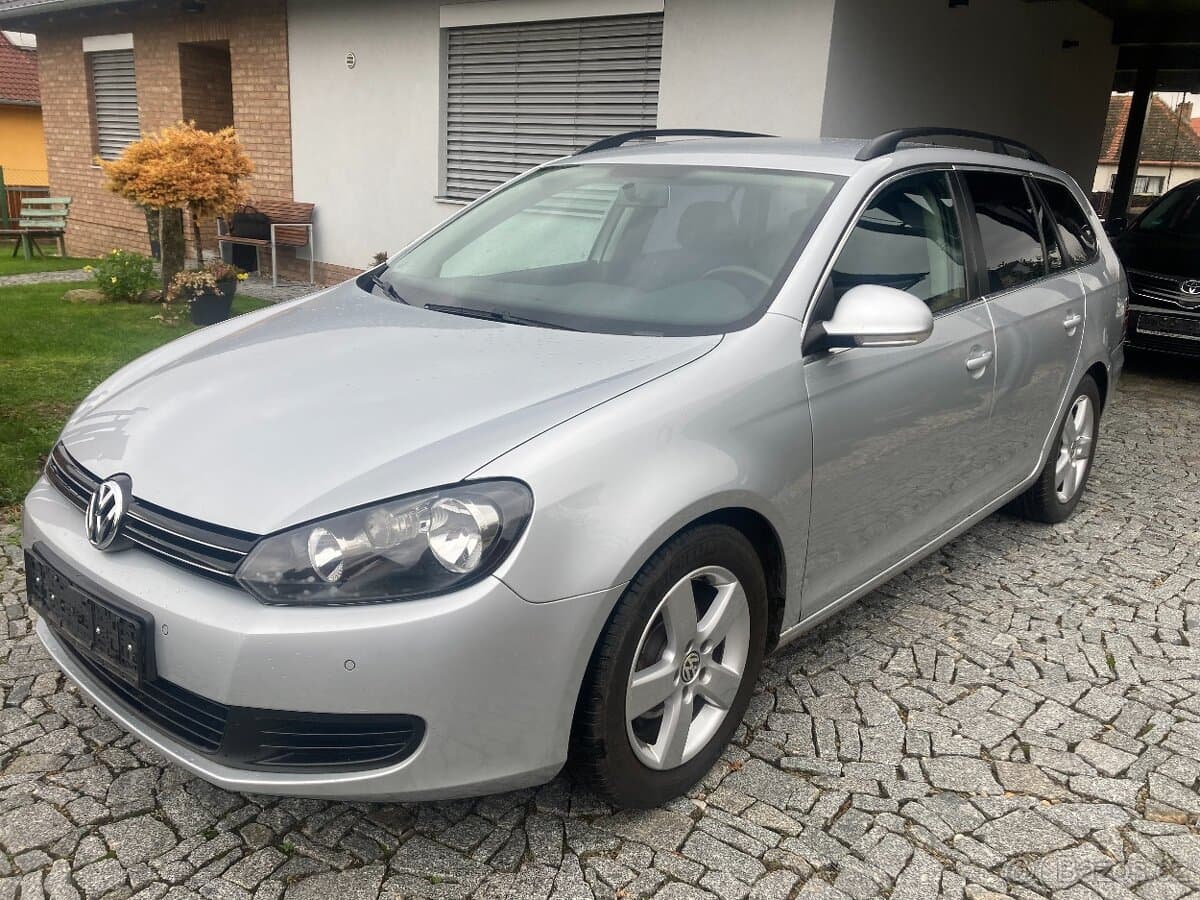 2010 Volkswagen GOLF - 2