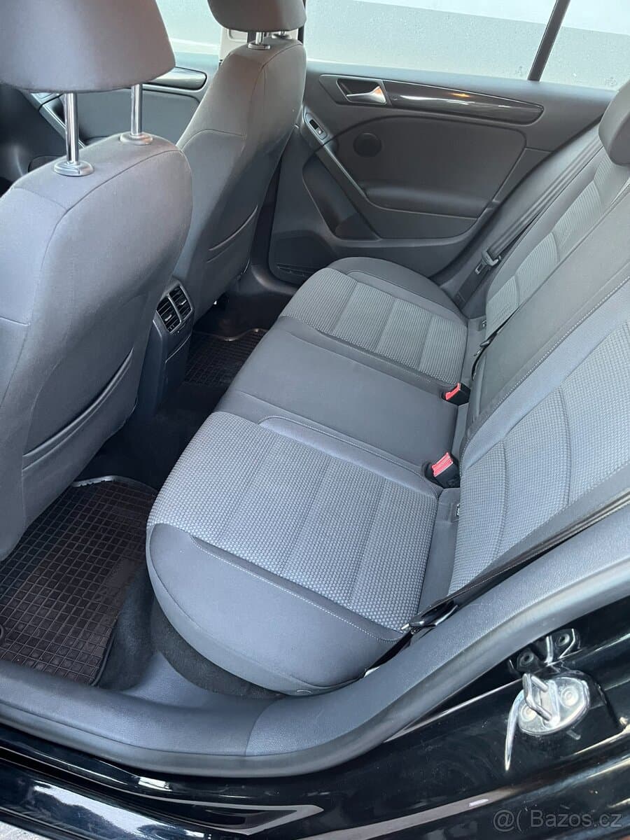 2012 Volkswagen GOLF - 2