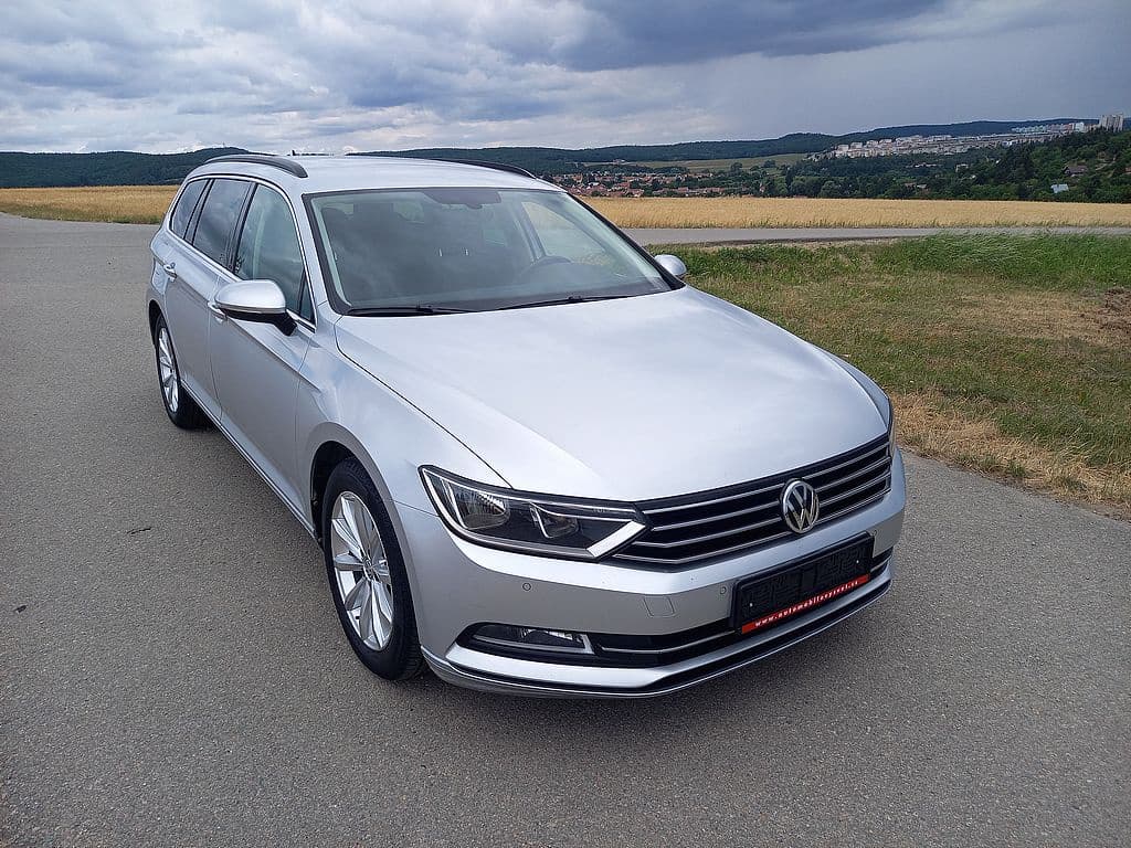 2019 Volkswagen PASSAT - 2
