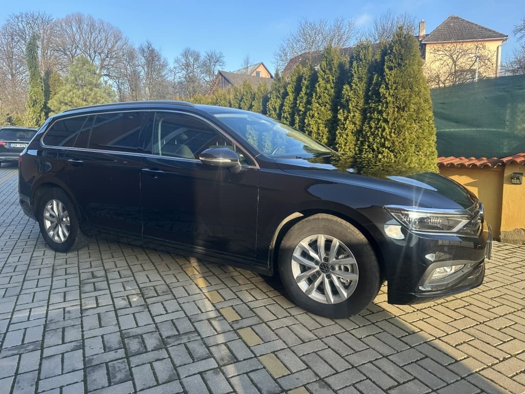 2022 Volkswagen PASSAT - 2