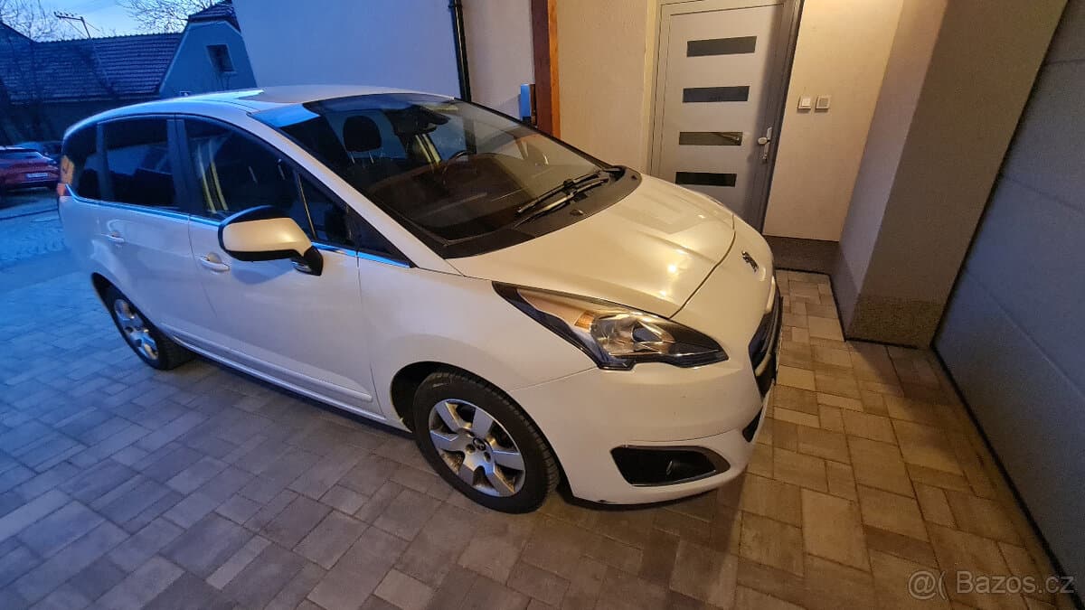 2015 Peugeot 5008 - 2