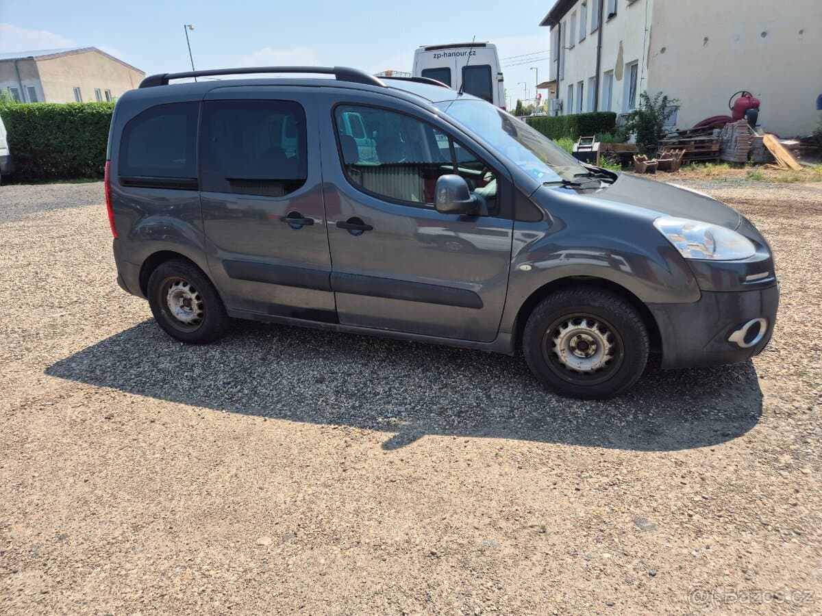 2013 Peugeot PARTNER - 2