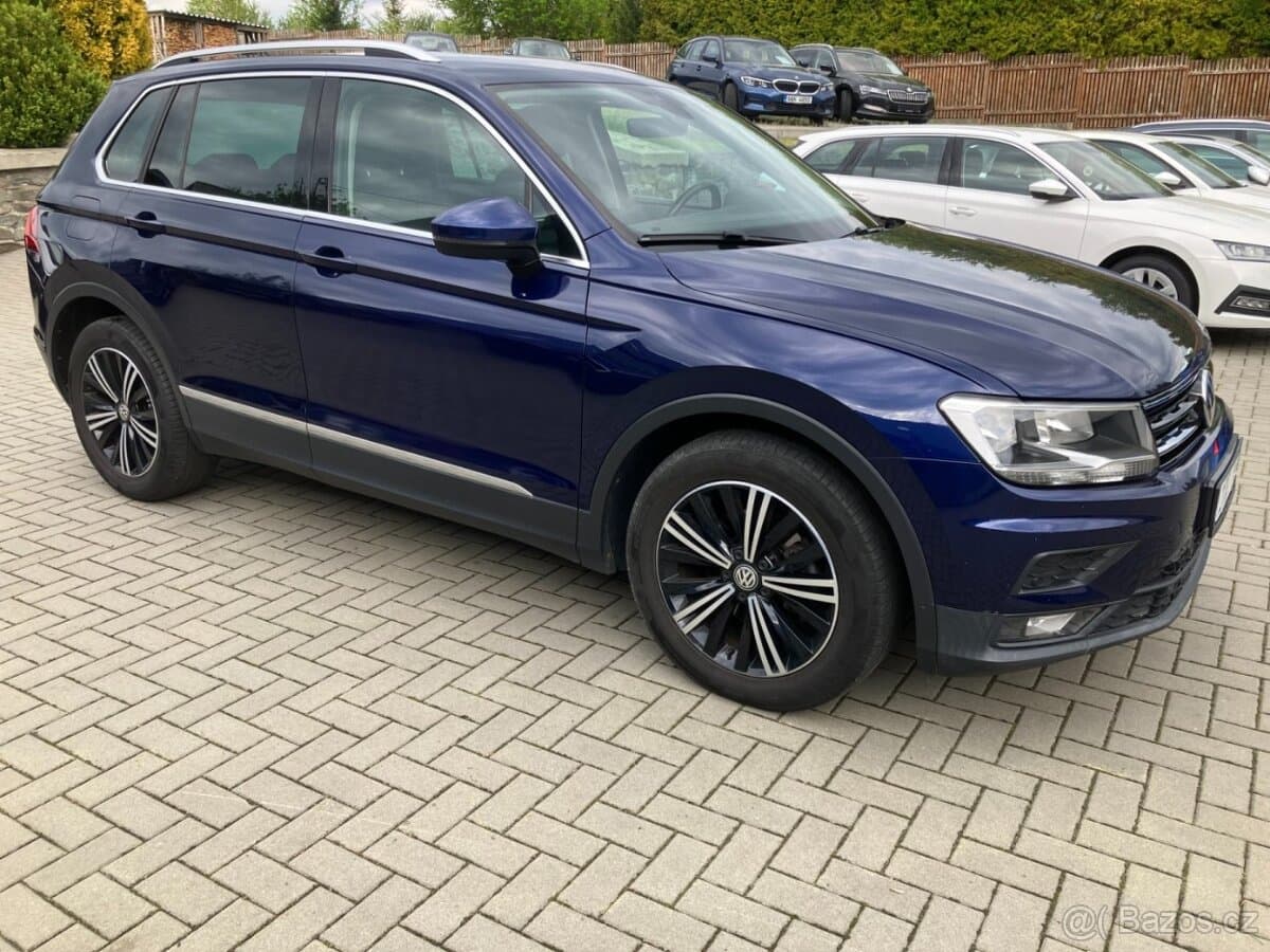 2017 Volkswagen TIGUAN - 2